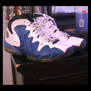 Nike Penny Hardaway sneakers